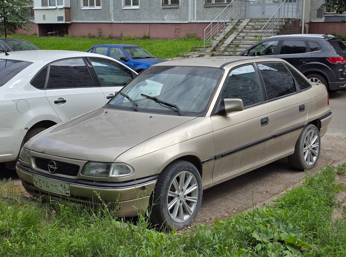 Татарстан, № К 514 ТТ 16 — Opel Astra (F) '91-98