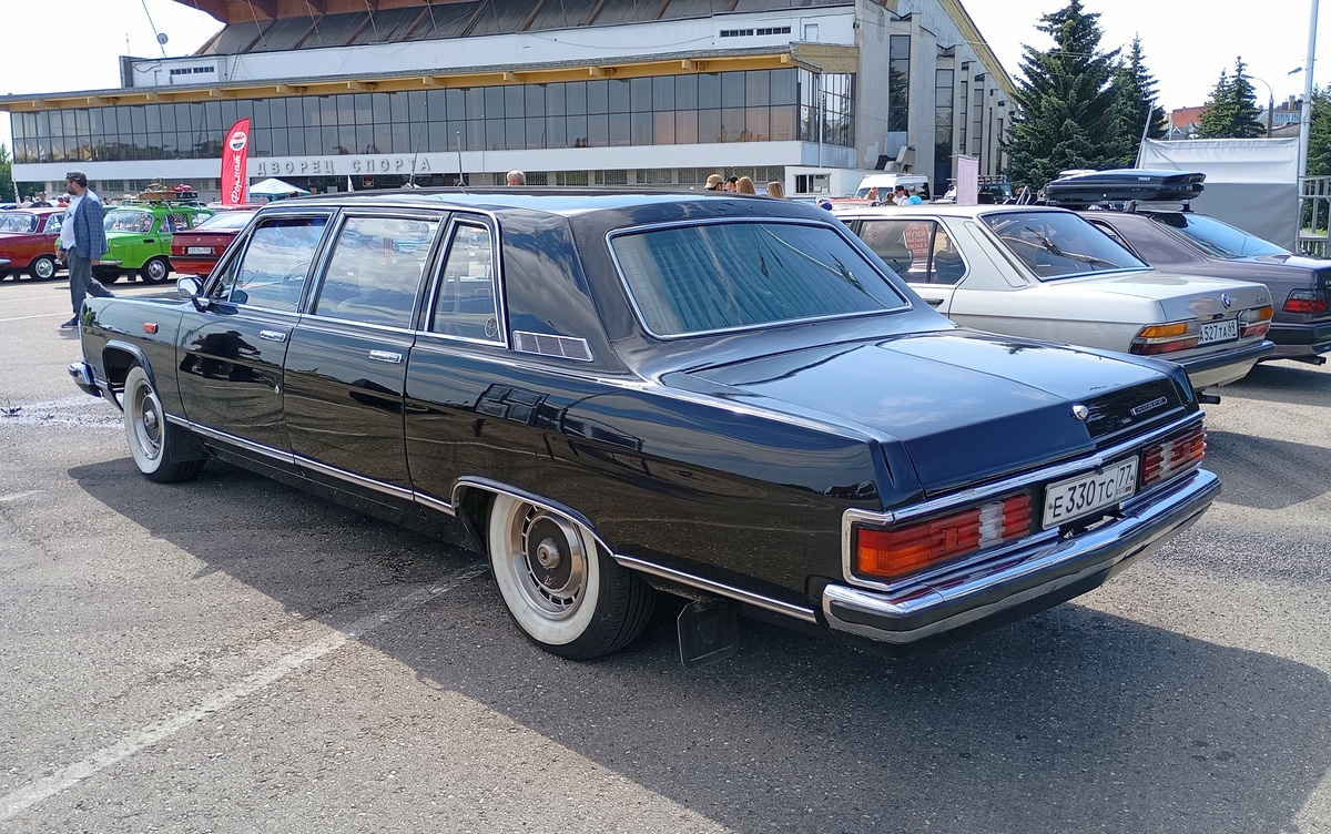 Москва, № Е 330 ТС 77 — ГАЗ-14 Чайка '76-89; Тверская область — Фестиваль "Столица Ретро 2025"