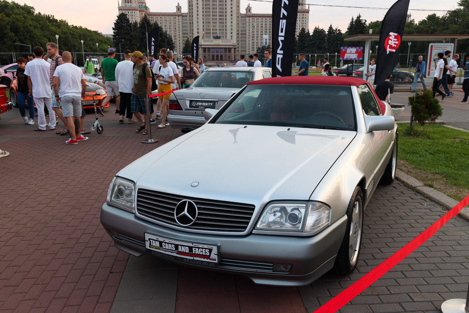 Москва, № (77) Б/Н 0745 — Mercedes-Benz (R129) '89-01; Москва — Фестиваль "Ретрорейс" 2025