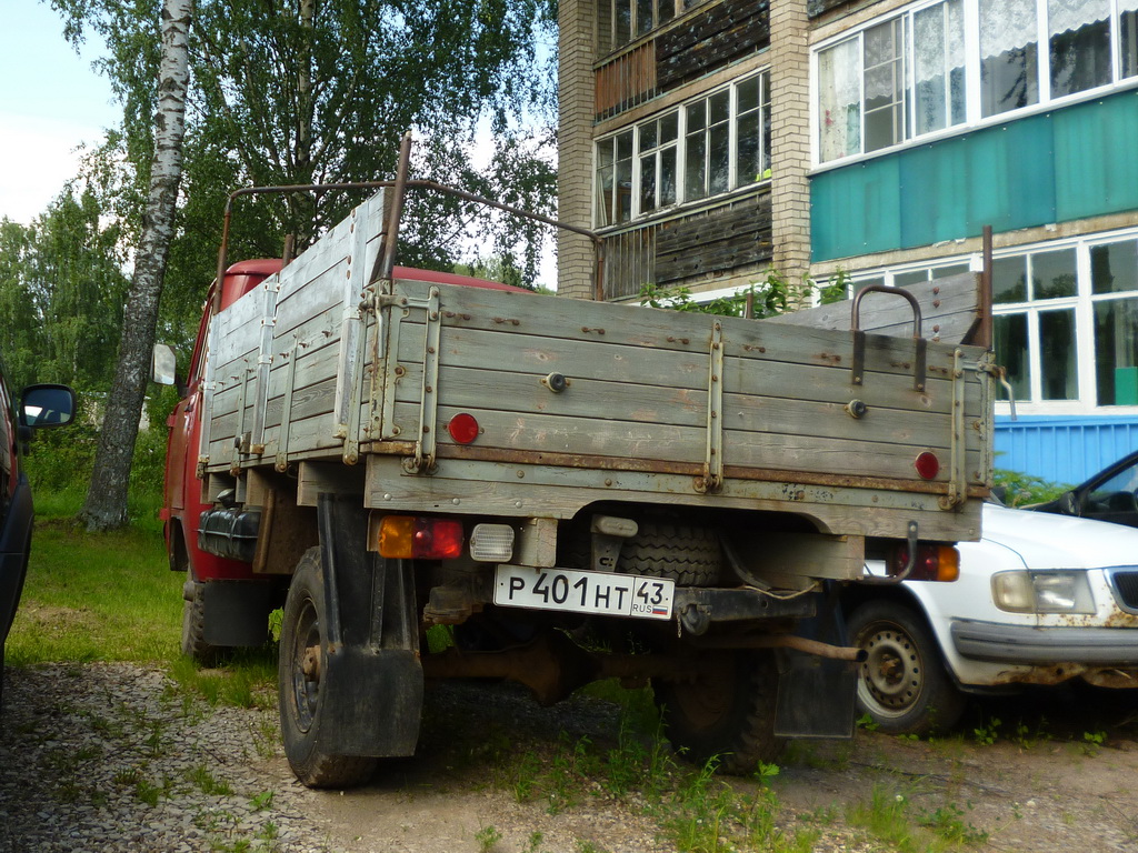 Кировская область, № Р 401 НТ 43 — УАЗ-3303 '85-03