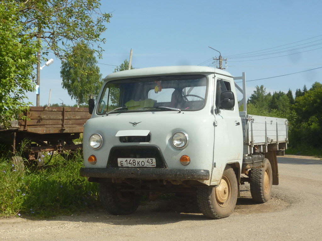 Кировская область, № Е 148 КО 43 — УАЗ-3303 '85-03