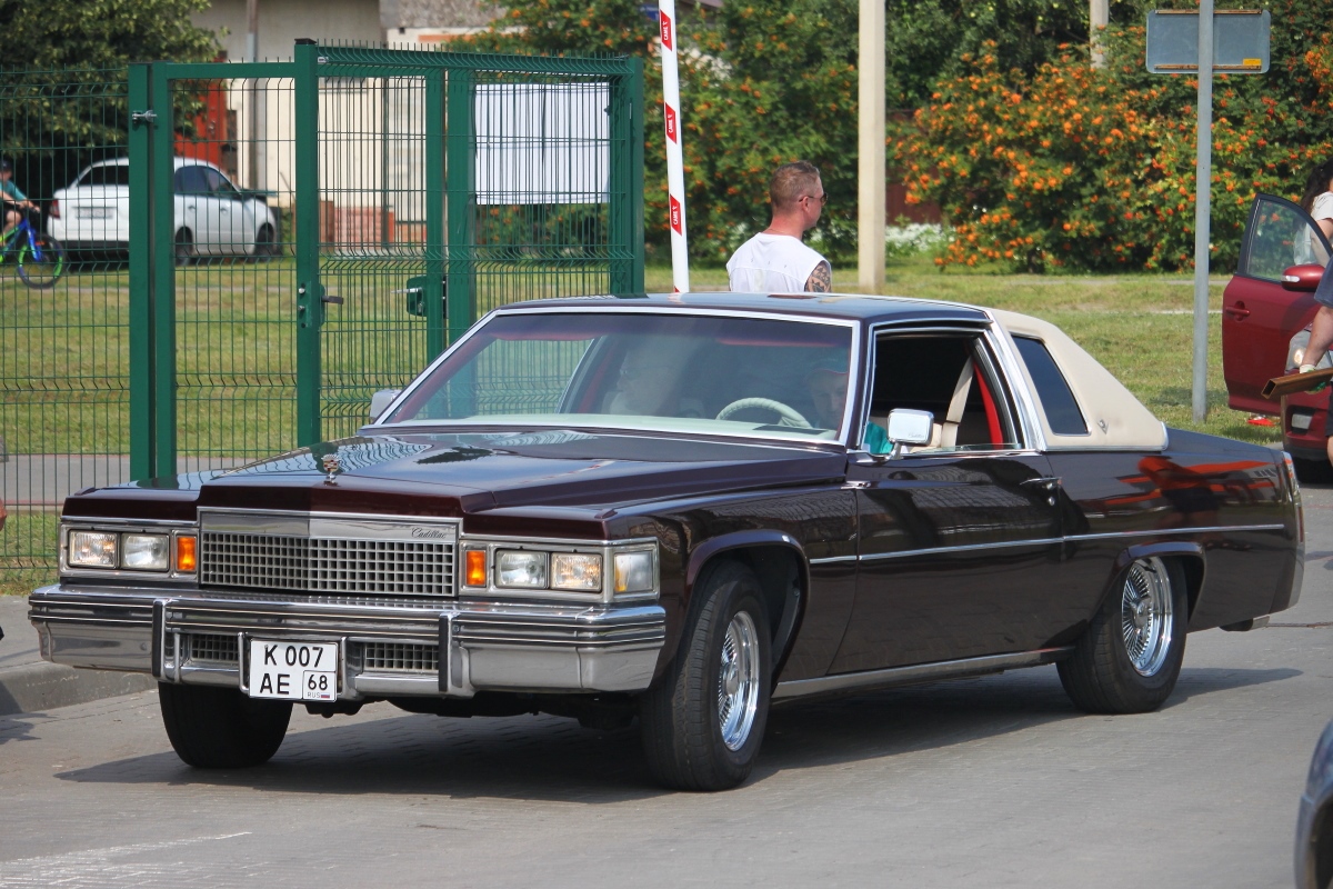 Тамбовская область, № К 007 АЕ 68 — Cadillac DeVille (5G) '77-84; Тамбовская область — Фестиваль легендарной техники 2025
