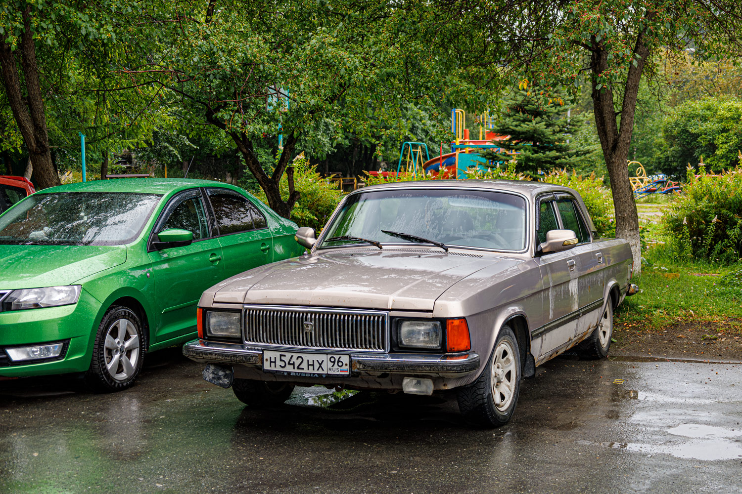 Свердловская область, № Н 542 НХ 96 — ГАЗ-3102 Волга '81-08
