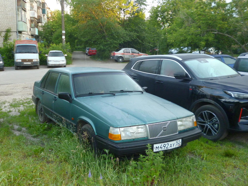 Нижегородская область, № М 492 АУ 52 — Volvo 940 '90-98