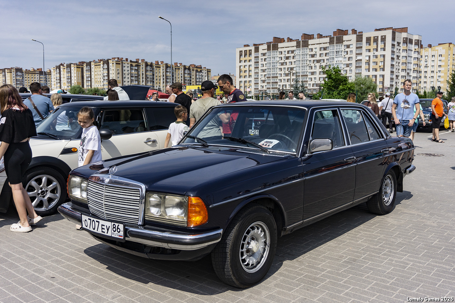 Ханты-Мансийский автоном.округ, № О 707 ЕУ 86 — Mercedes-Benz (W123) '76-86; Тамбовская область — Фестиваль легендарной техники 2025