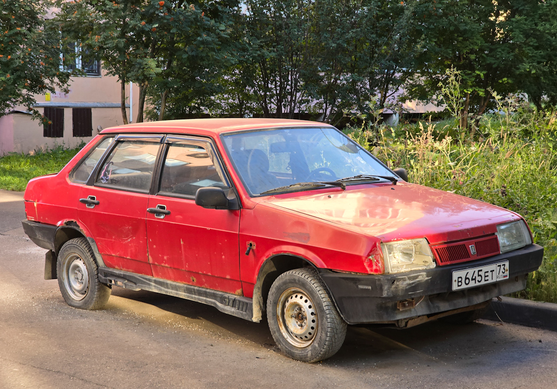 Ульяновская область, № В 645 ЕТ 73 — ВАЗ-21099 '90-04
