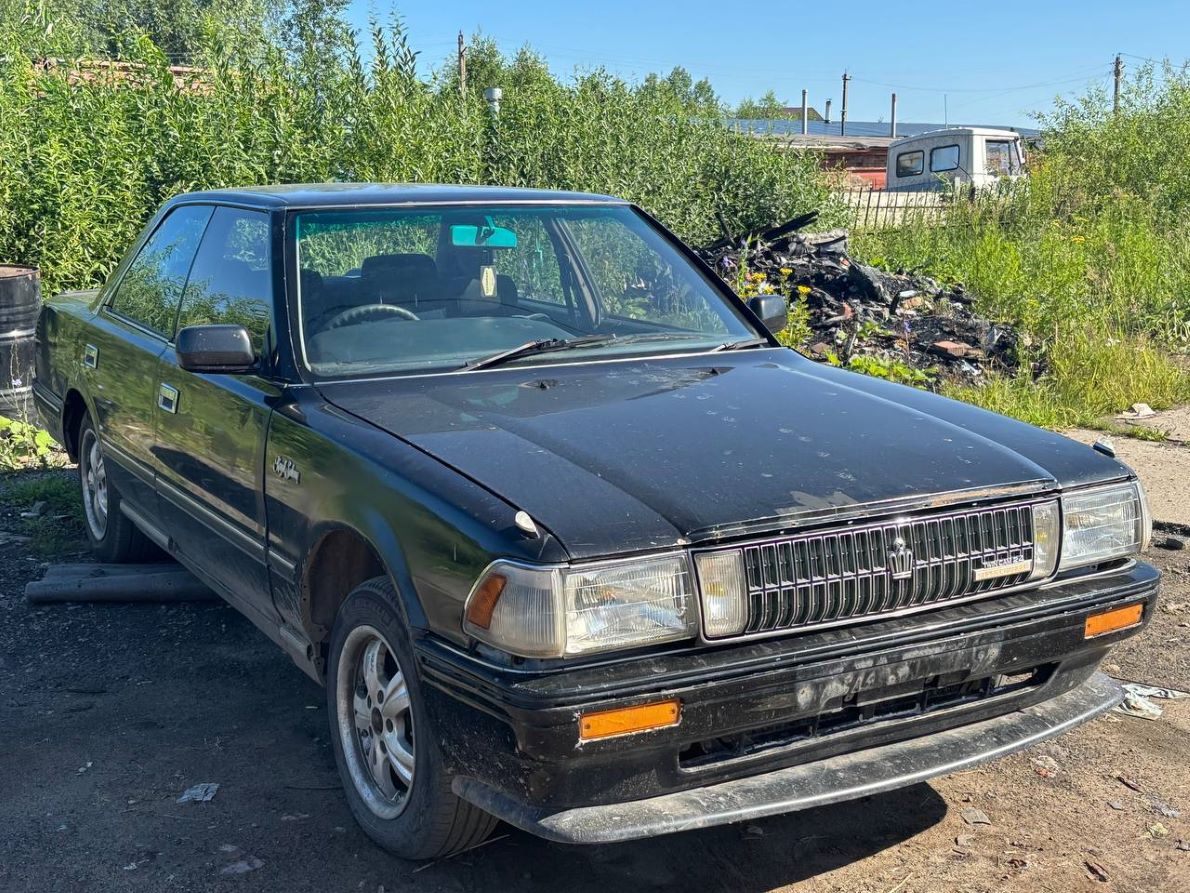 Удмуртия, № (18) Б/Н 0108 — Toyota Crown (S130) '87-91