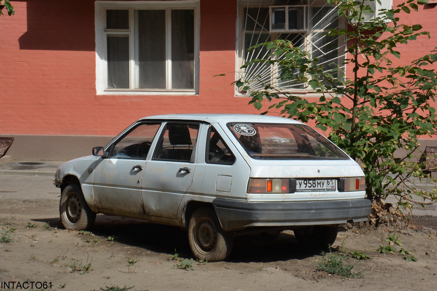 Ростовская область, № У 958 МУ 61 — Иж-2126-030 '98-05