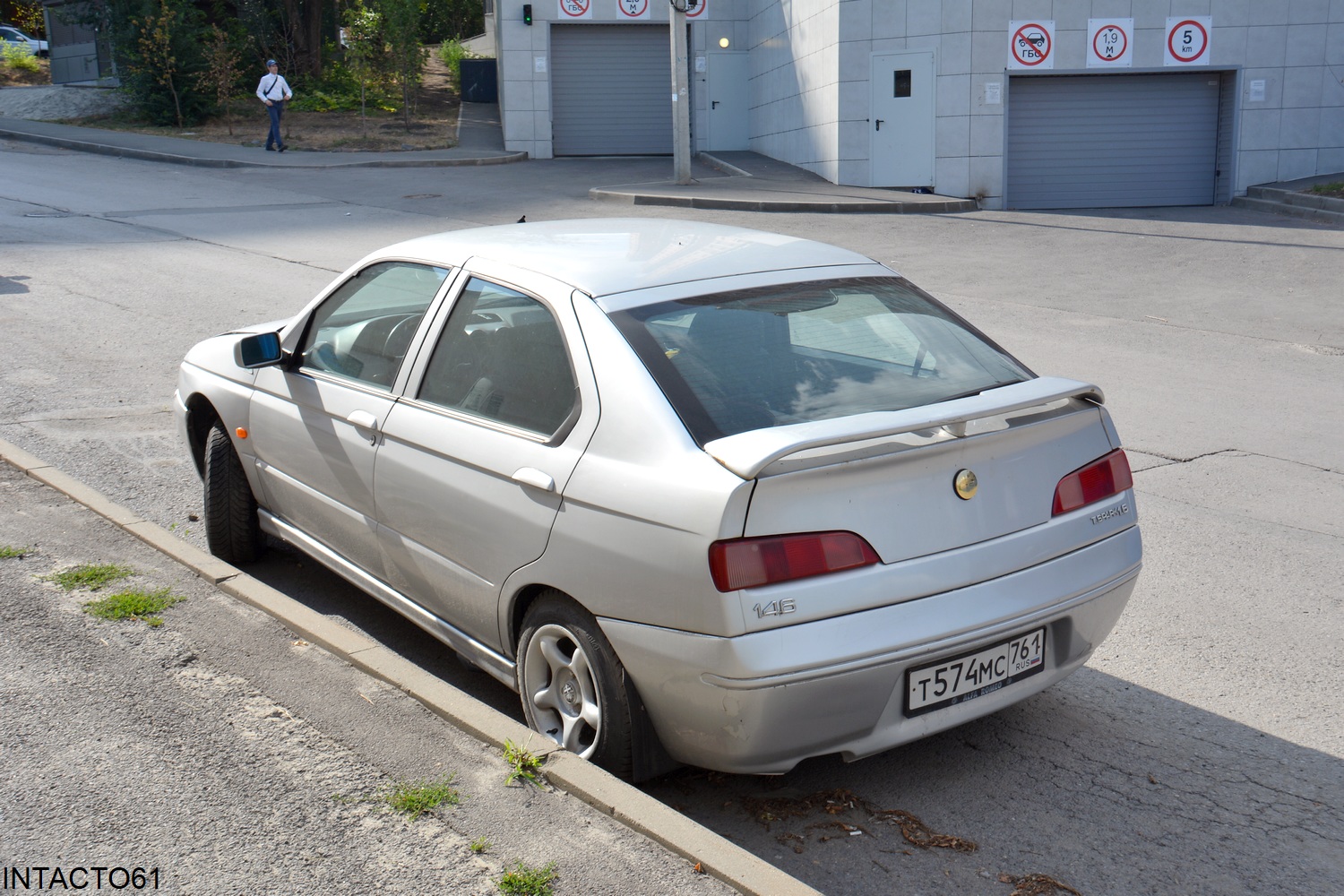 Ростовская область, № Т 574 МС 761 — Alfa Romeo 145/146 '94-00