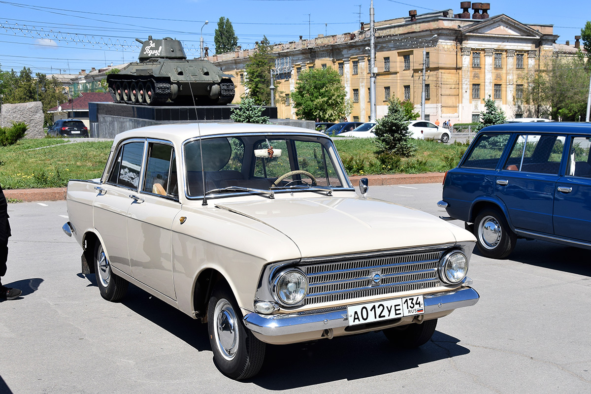 Волгоградская область, № А 012 УЕ 134 — Москвич-412 (Иж) '67-70; Волгоградская область — День Победы 9 мая 2025