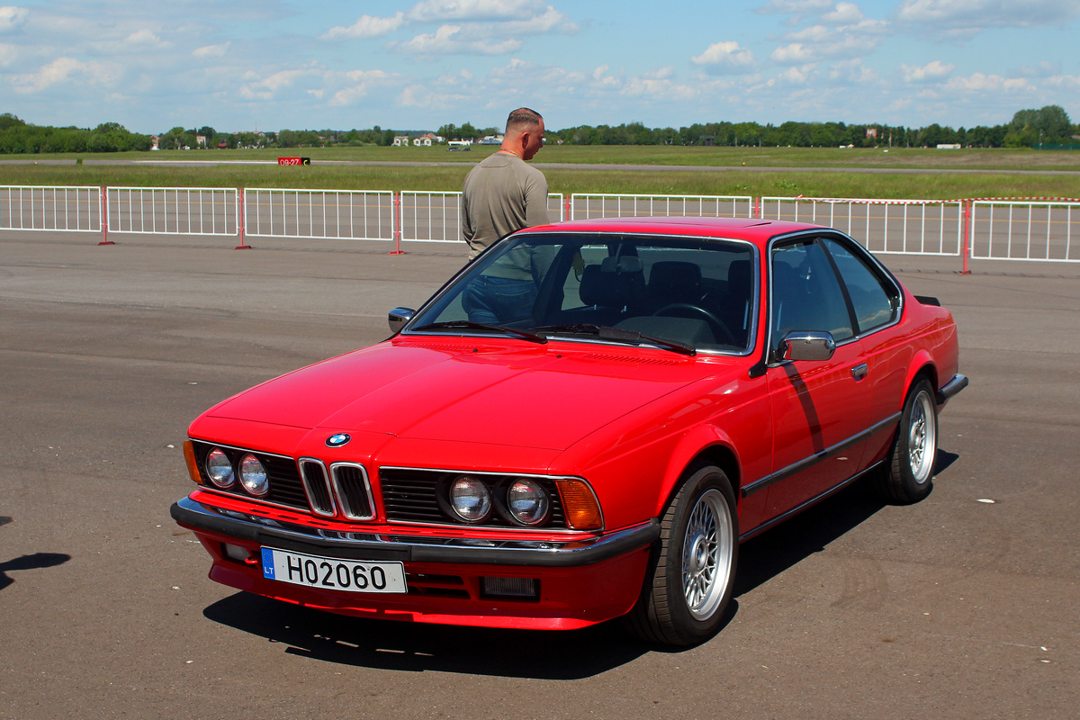 Литва, № H02060 — BMW 6 Series (E24) '76-89; Литва — Retro mugė 2025