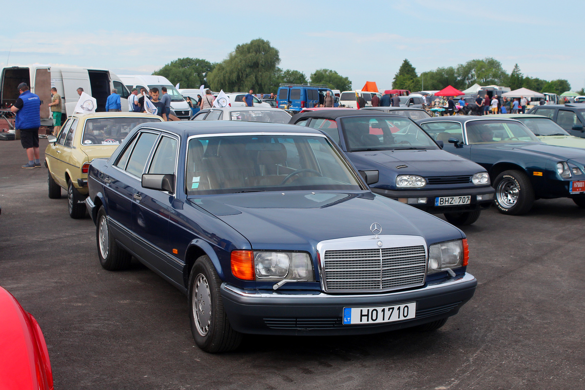 Литва, № H01710 — Mercedes-Benz (W126) '79-91; Литва — Retro mugė 2024