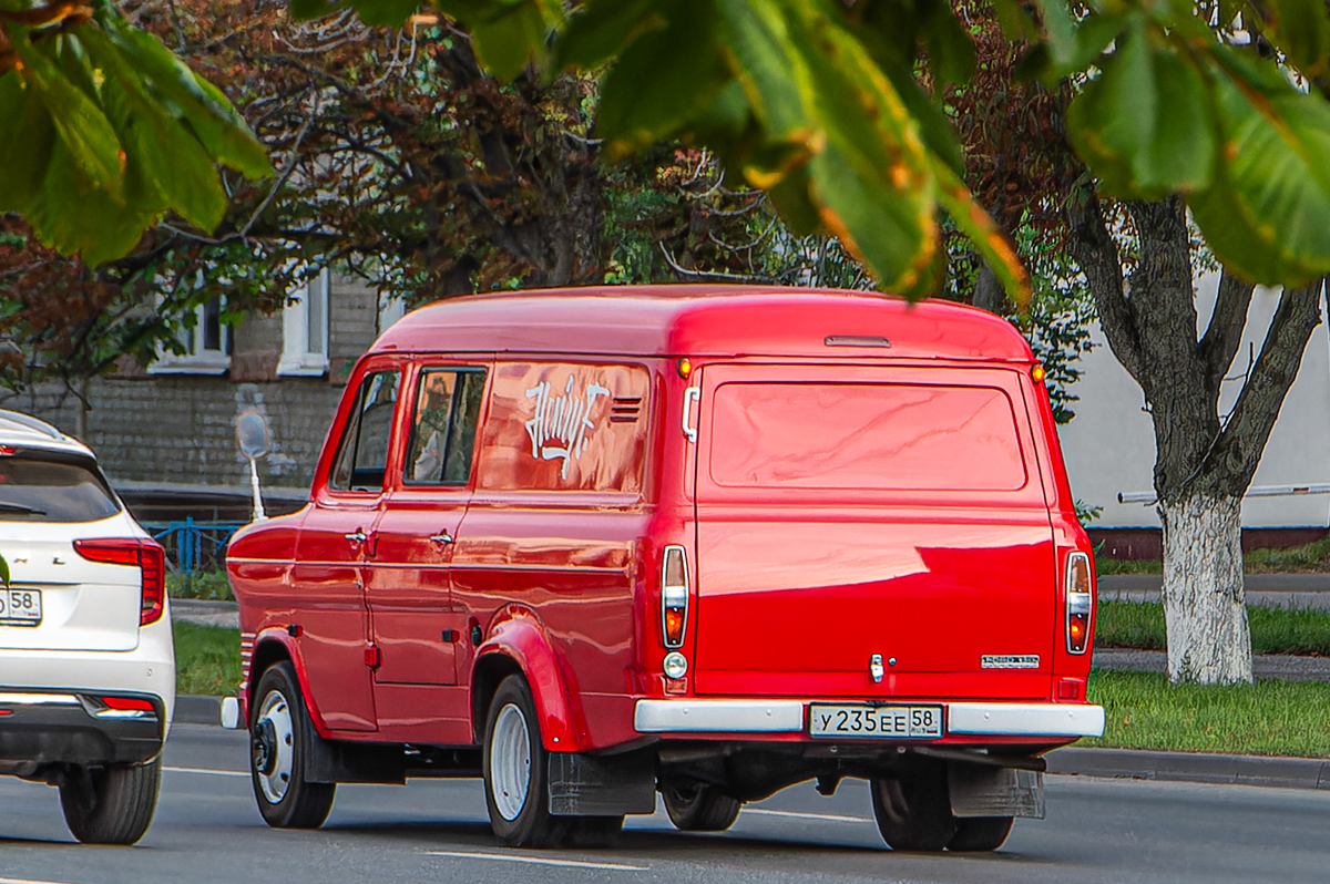 Пензенская область, № У 235 ЕЕ 58 — Ford Transit (1G) '65-78