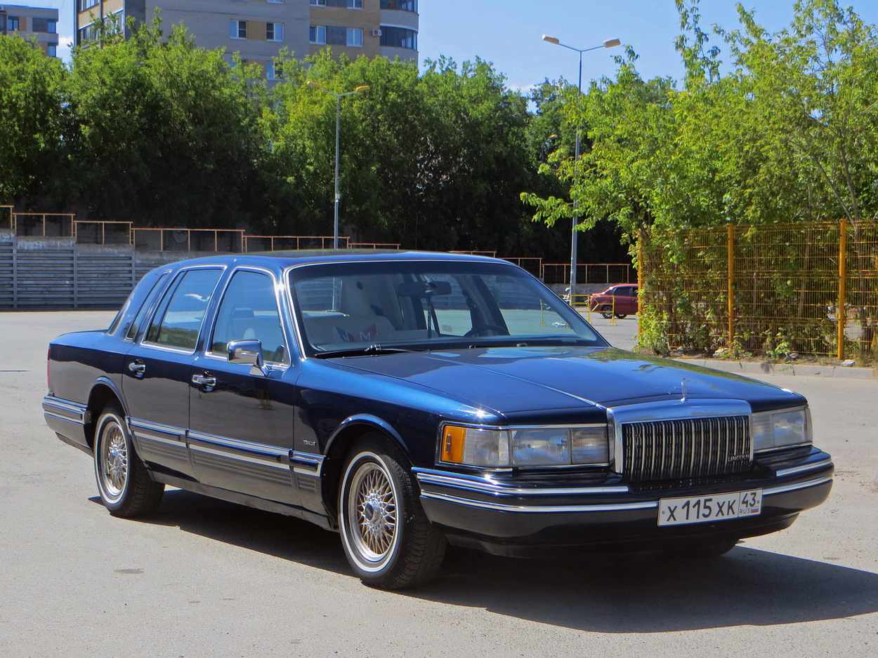 Кировская область, № Х 115 ХК 43 — Lincoln Town Car (2G) '90-97