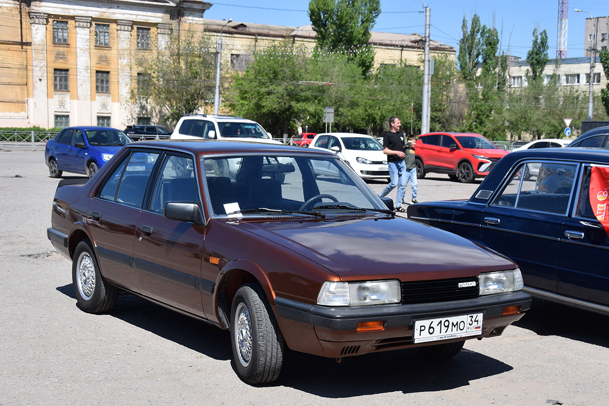 Волгоградская область, № Р 619 МО 34 — Mazda 626 (GC) '82-87; Волгоградская область — День Победы 9 мая 2025