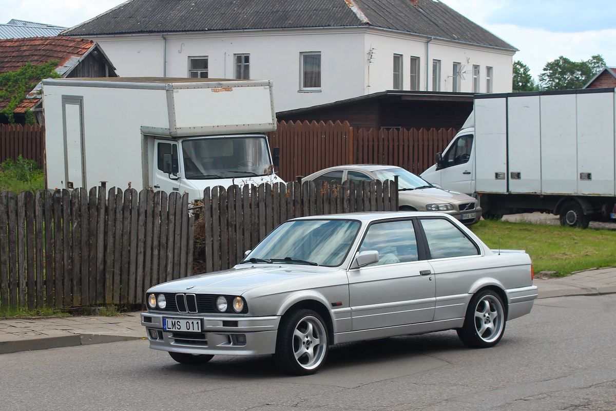 Литва, № LMS 011 — BMW 3 Series Coupe (E30) '82-91