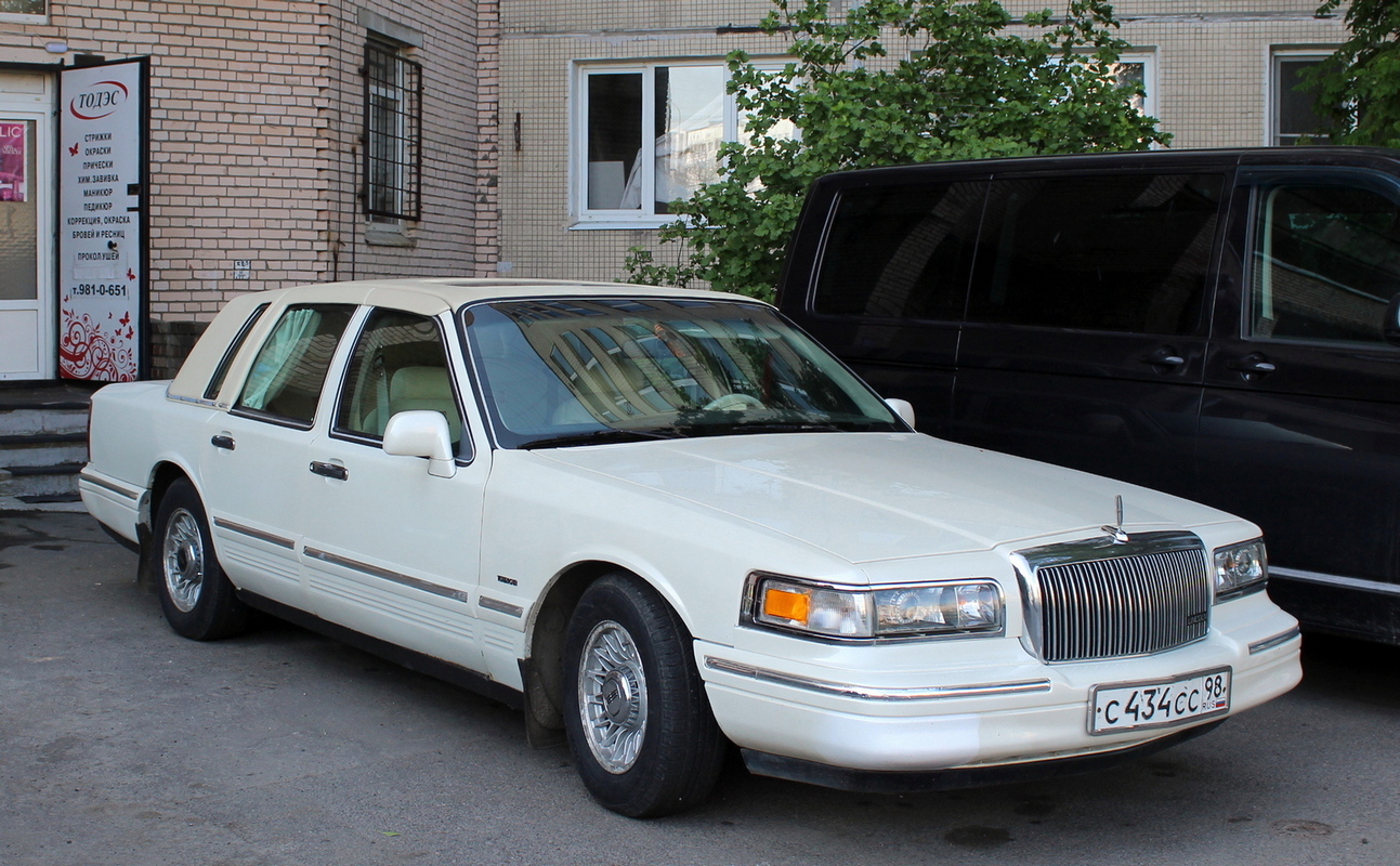 Санкт-Петербург, № С 434 СС 98 — Lincoln Town Car (2G) '90-97
