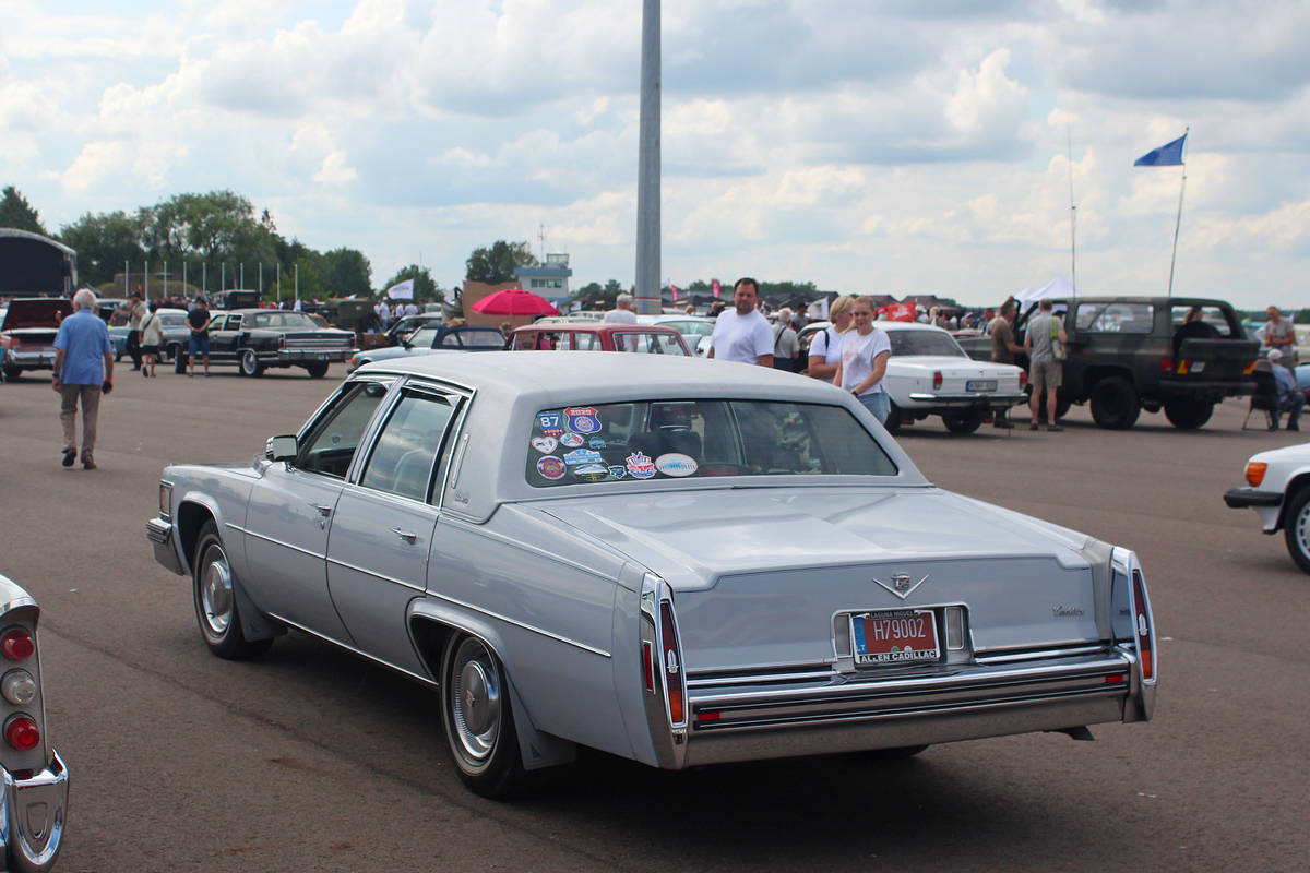 Литва, № H79002 — Cadillac DeVille (5G) '77-84; Литва — Nesenstanti klasika 2025