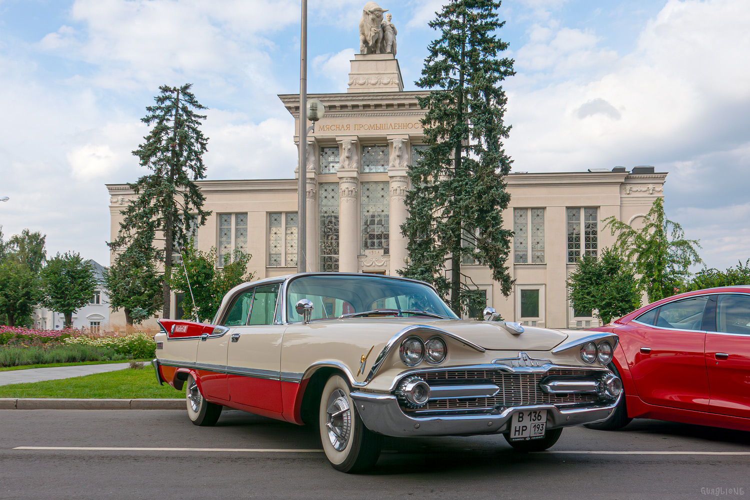 Краснодарский край, № В 136 НР 193 — Dodge Royal (3G) '57-59; Москва — Фестиваль "ПроДвижение" 2025