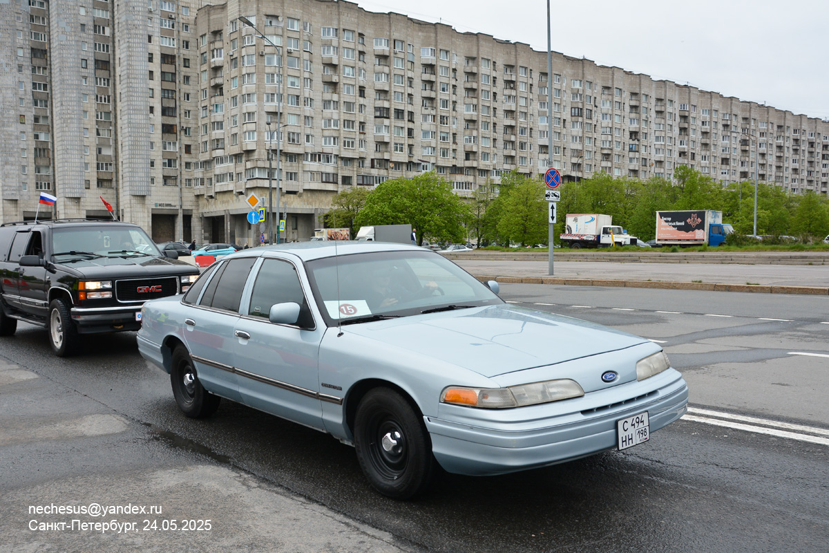 Санкт-Петербург, № С 494 НН 198 — Ford Crown Victoria (1G EN53) '92-97; Санкт-Петербург — Международный транспортный фестиваль "ТранспортФест 2025"