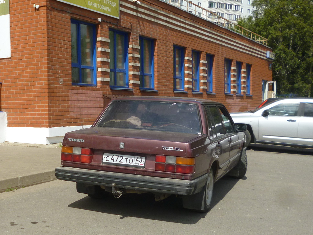 Кировская область, № С 472 ТО 43 — Volvo 740 '84-92