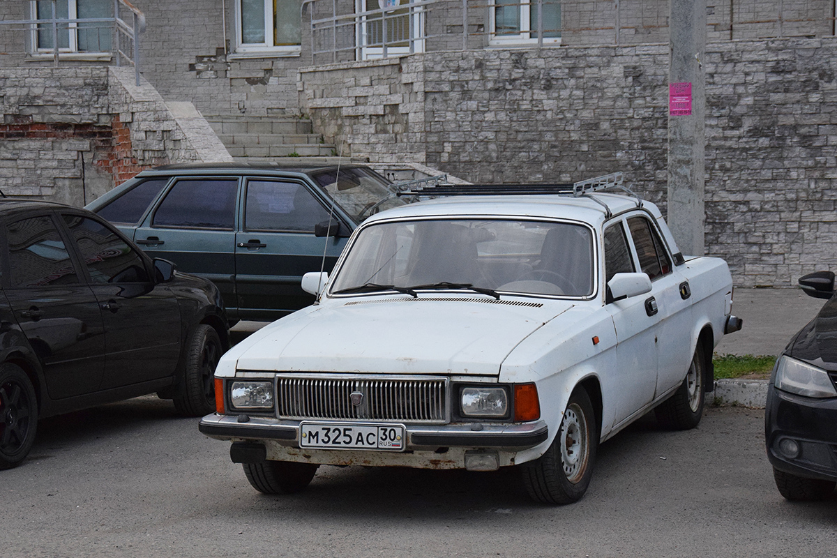 Волгоградская область, № М 325 АС 30 — ГАЗ-3102 Волга '81-08