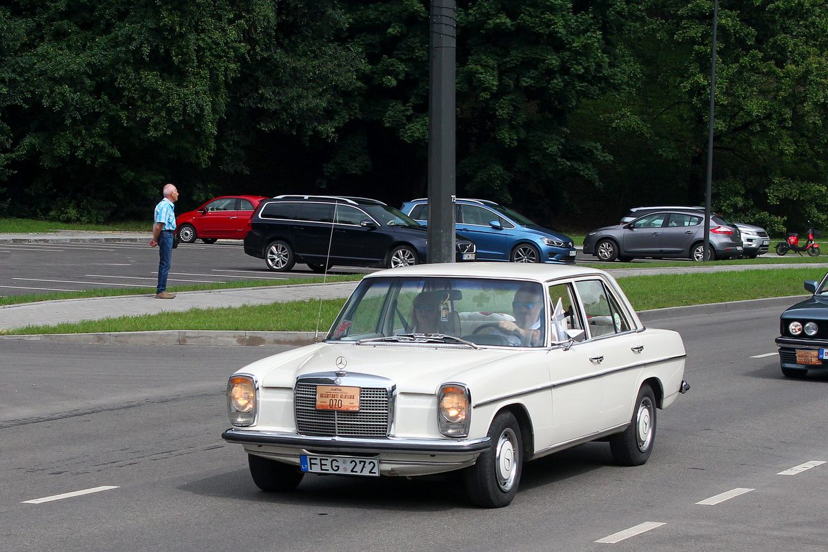 Литва, № FEG 272 — Mercedes-Benz (W114/W115) '72-76; Литва — Nesenstanti klasika 2025