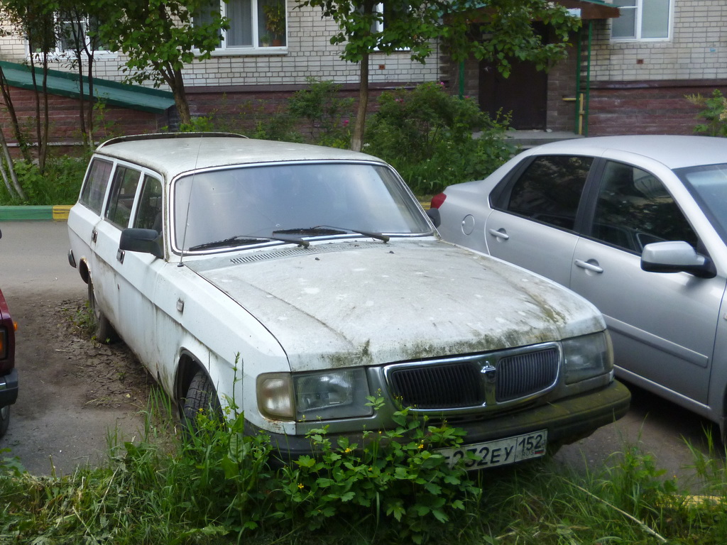 Нижегородская область, № Е 232 ЕУ 152 — ГАЗ-310221 '98-08