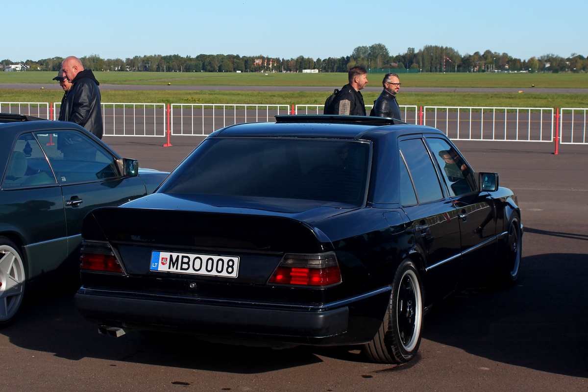 Литва, № MBO 008 — Mercedes-Benz (W124) '84-96; Литва — Retro mugė 2024 ruduo