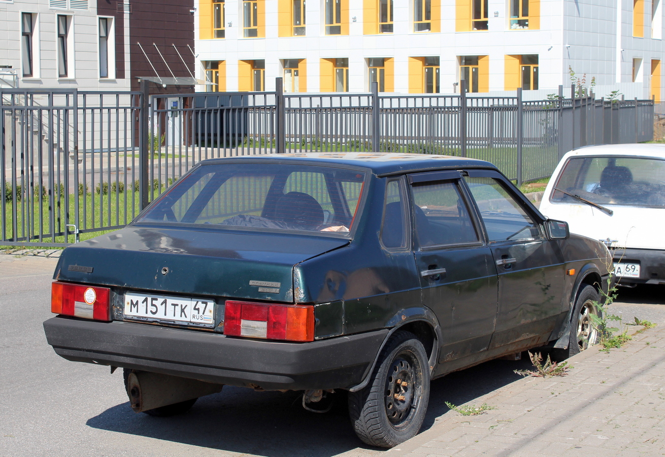Ленинградская область, № М 151 ТК 47 — ВАЗ-21099 '90-04