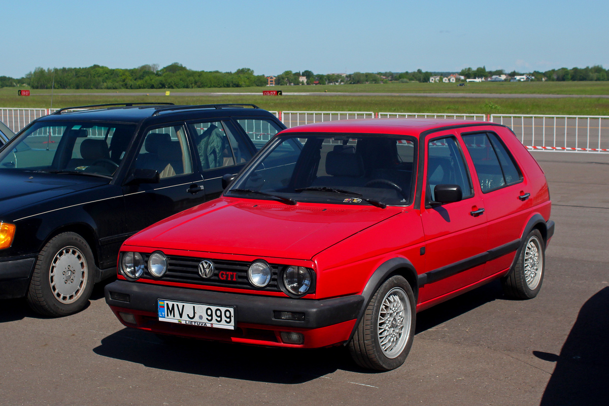 Литва, № MVJ 999 — Volkswagen Golf (Typ 19) '83-92; Литва — Retro mugė 2025