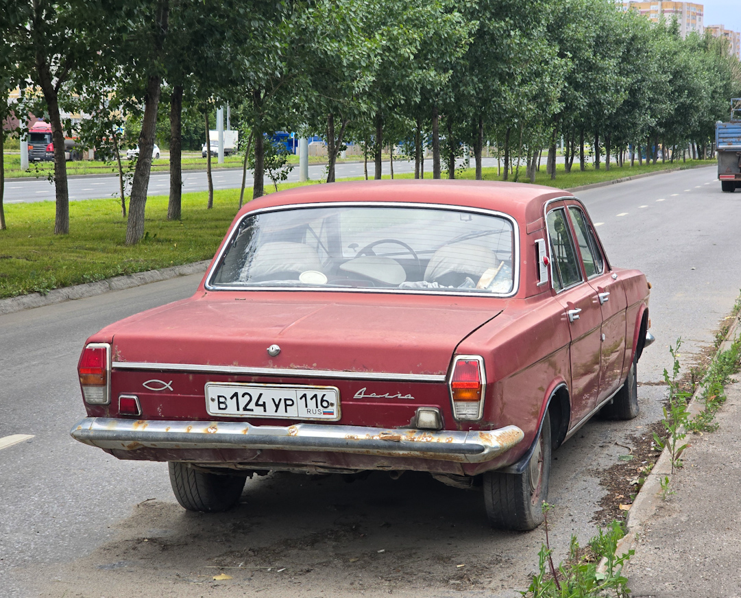 Татарстан, № В 124 УР 116 — ГАЗ-24 Волга '68-86
