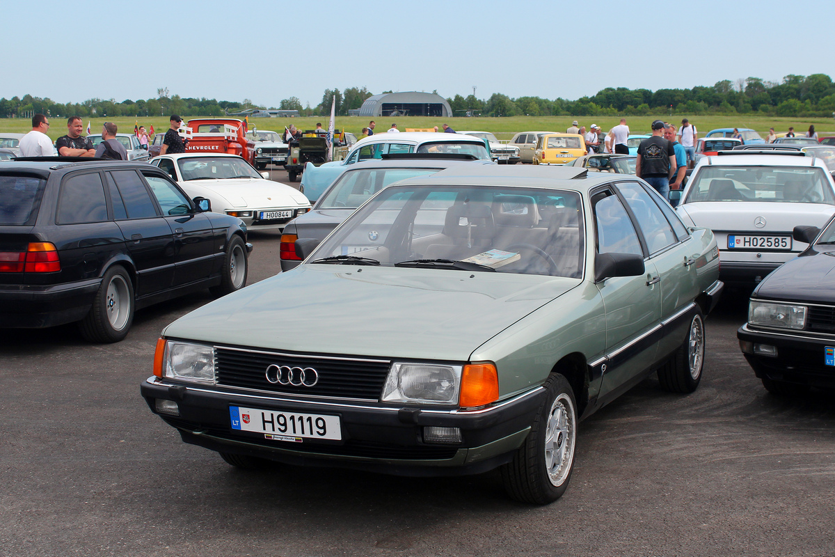 Литва, № H91119 — Audi 100 (C3) '82-91; Литва — Retro mugė 2024