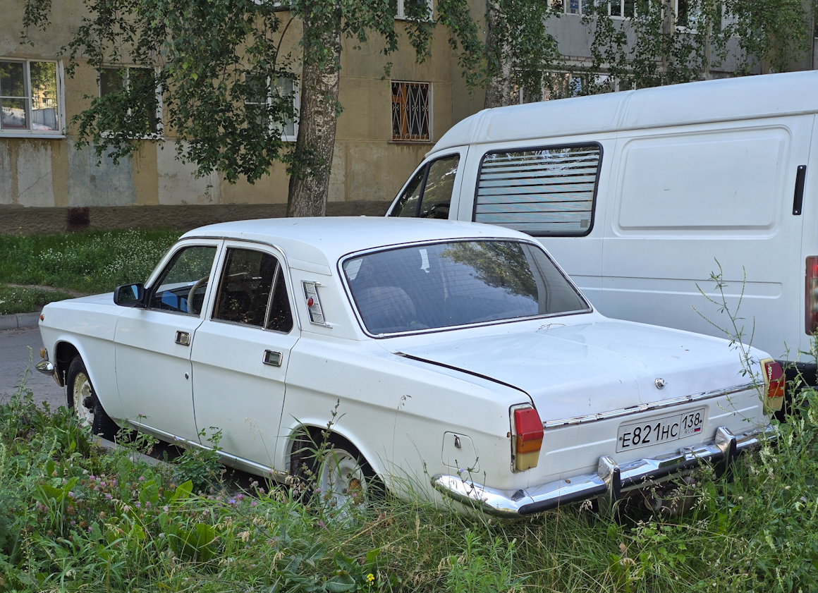 Иркутская область, № Е 821 НС 138 — ГАЗ-24 Волга '68-86
