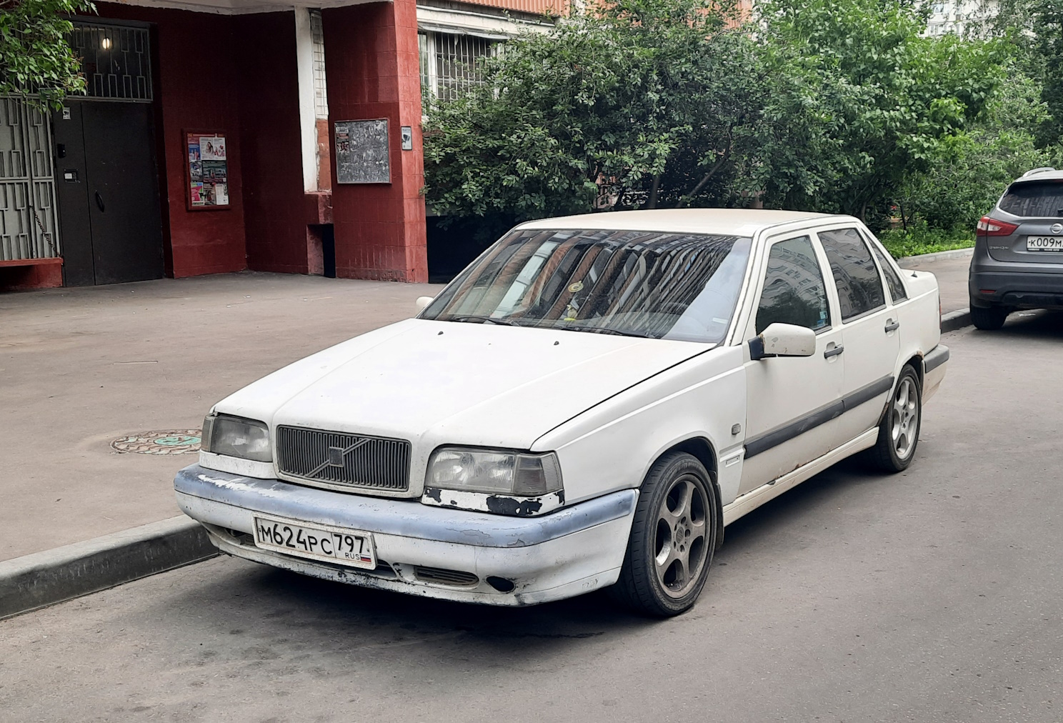 Москва, № М 624 РС 797 — Volvo 850 '91-97