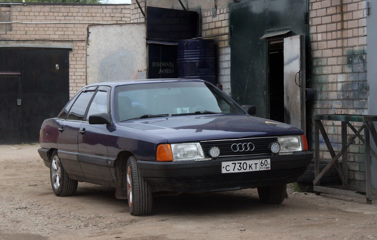 Псковская область, № С 730 КТ 60 — Audi 100 (C3) '82-91