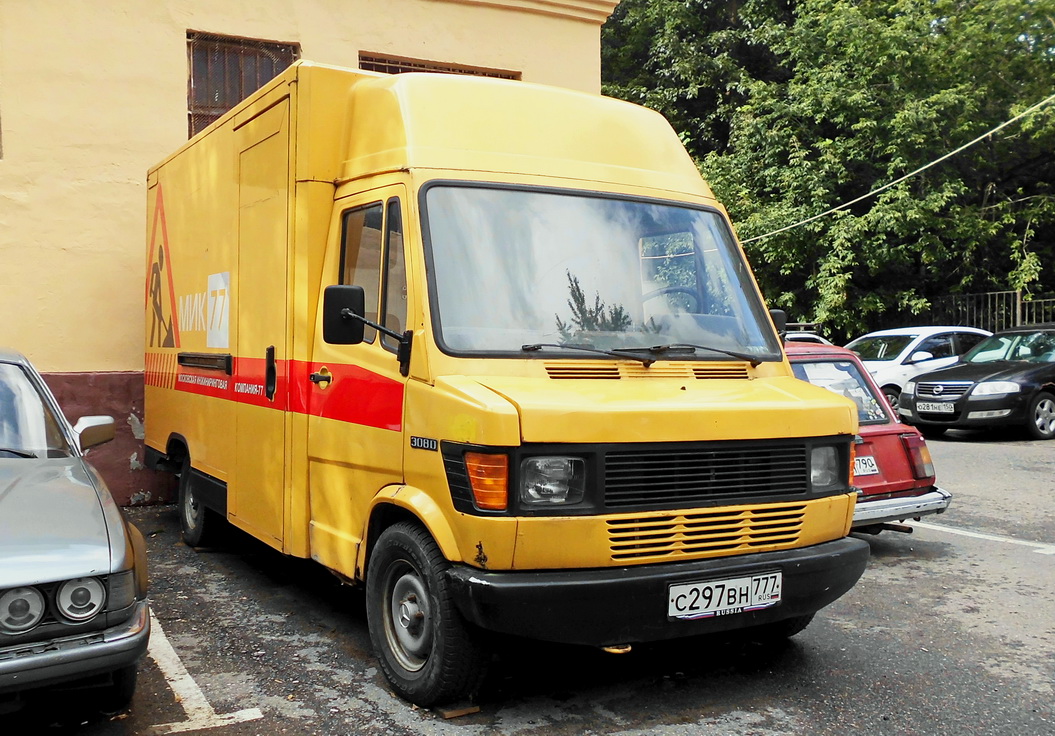 Москва, № С 297 ВН 777 — Mercedes-Benz T1 308D '76-96