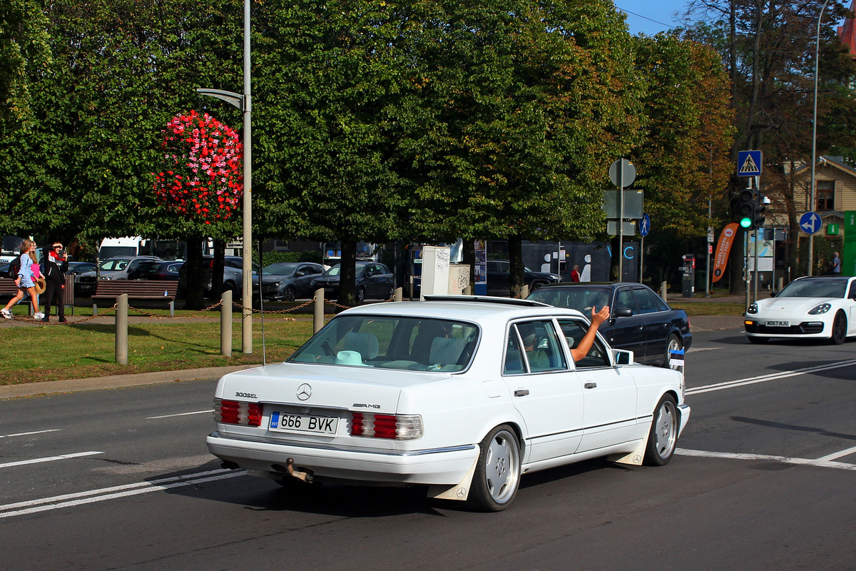 Эстония, № 666 BVK — Mercedes-Benz (W126) '79-91; Латвия — Retro Jūrmala 25