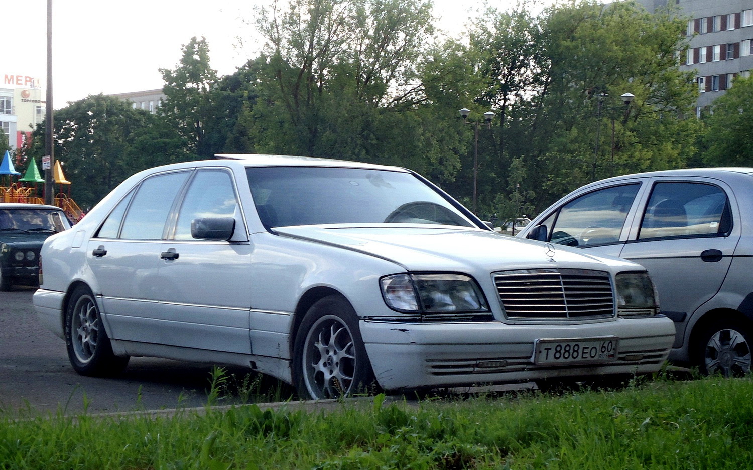 Псковская область, № Т 888 ЕО 60 — Mercedes-Benz (W140) '91-98