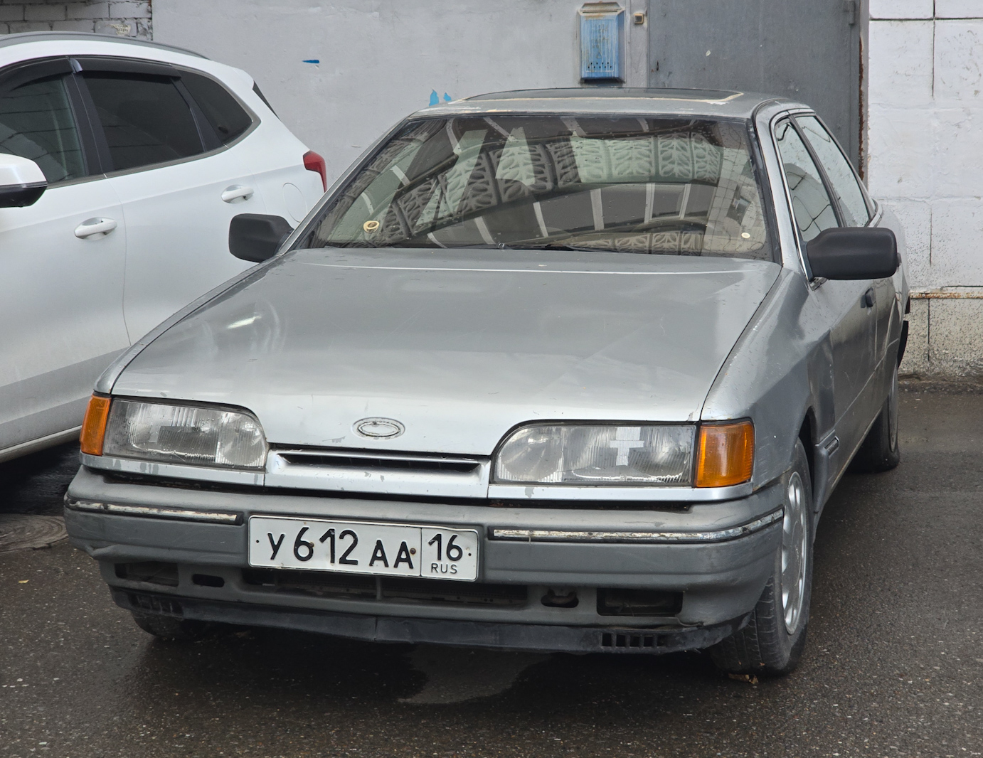Татарстан, № У 612 АА 16 — Ford Scorpio (1G) '85-94
