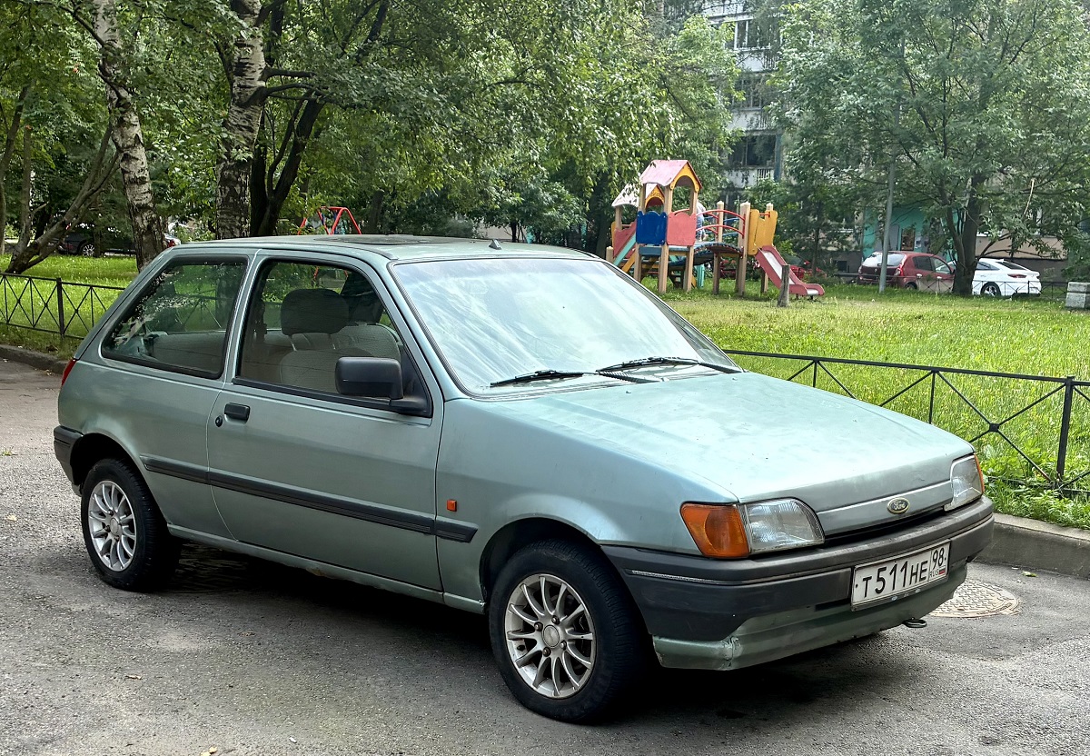 Санкт-Петербург, № Т 511 НЕ 98 — Ford Fiesta MkIII '89-96