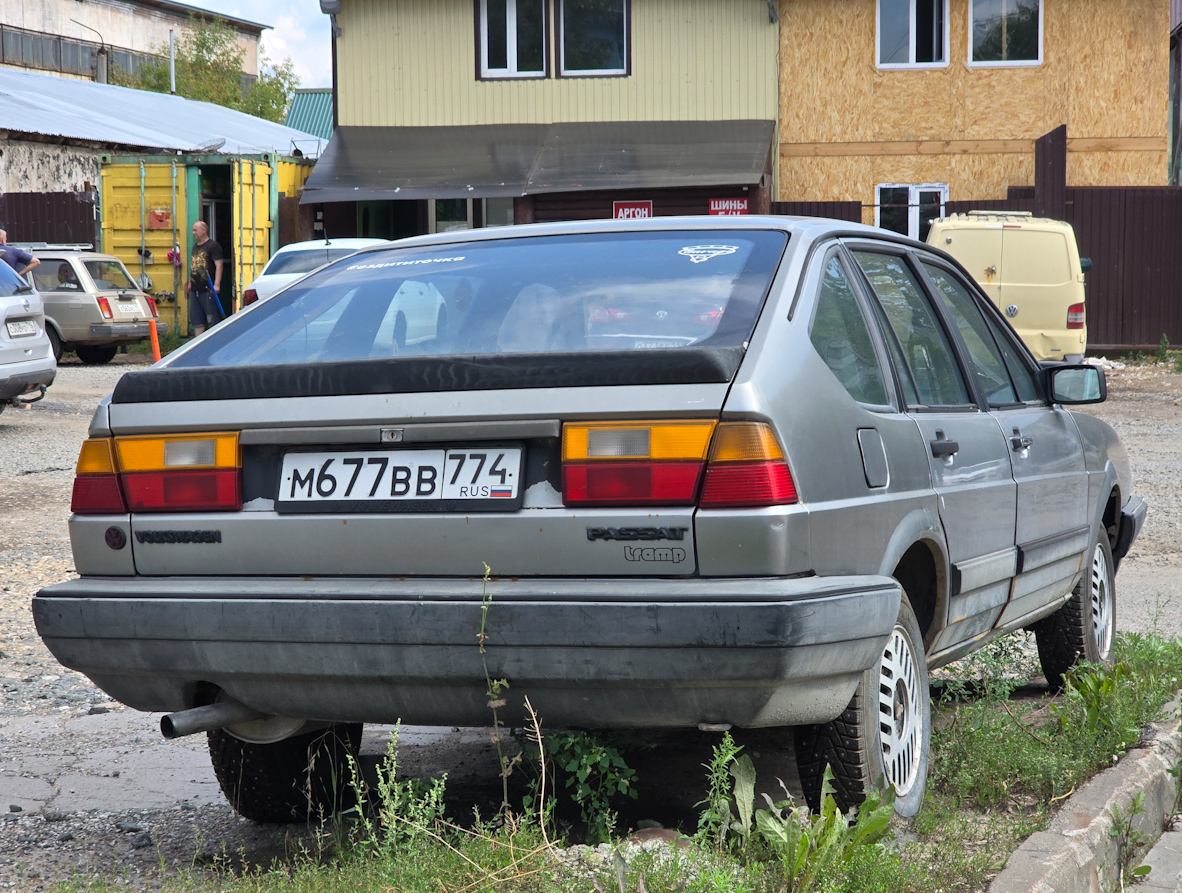 Челябинская область, № М 677 ВВ 774 — Volkswagen Passat (B2) '80-88