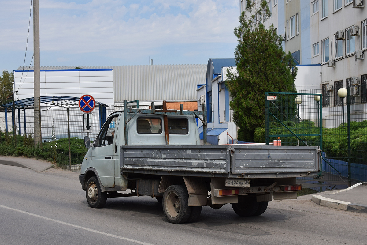 Волгоградская область, № Е 124 ВК 34 — ГАЗ-3302 ГАЗель '94-03