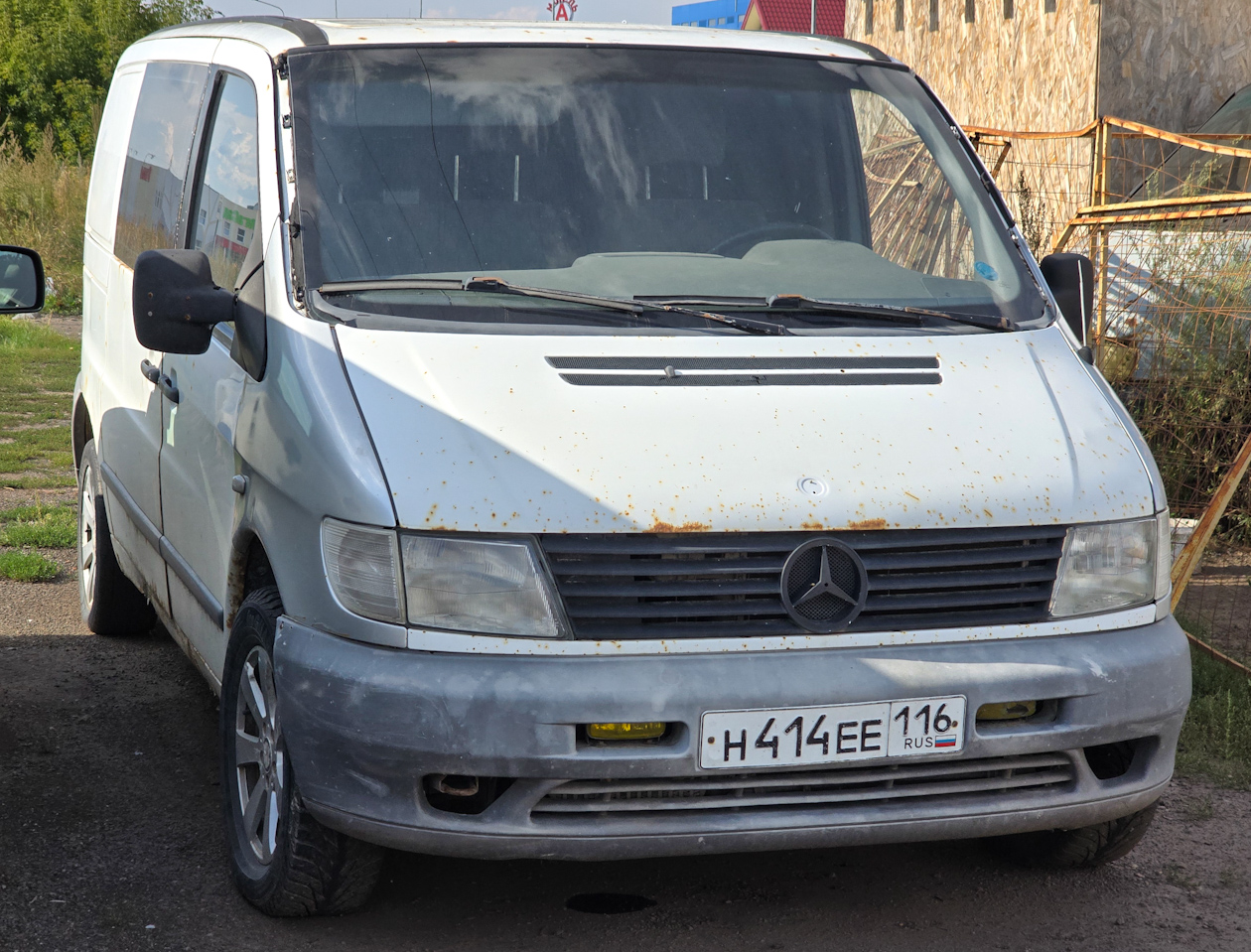 Татарстан, № Н 414 ЕЕ 116 — Mercedes-Benz Vito (W638) '95-03