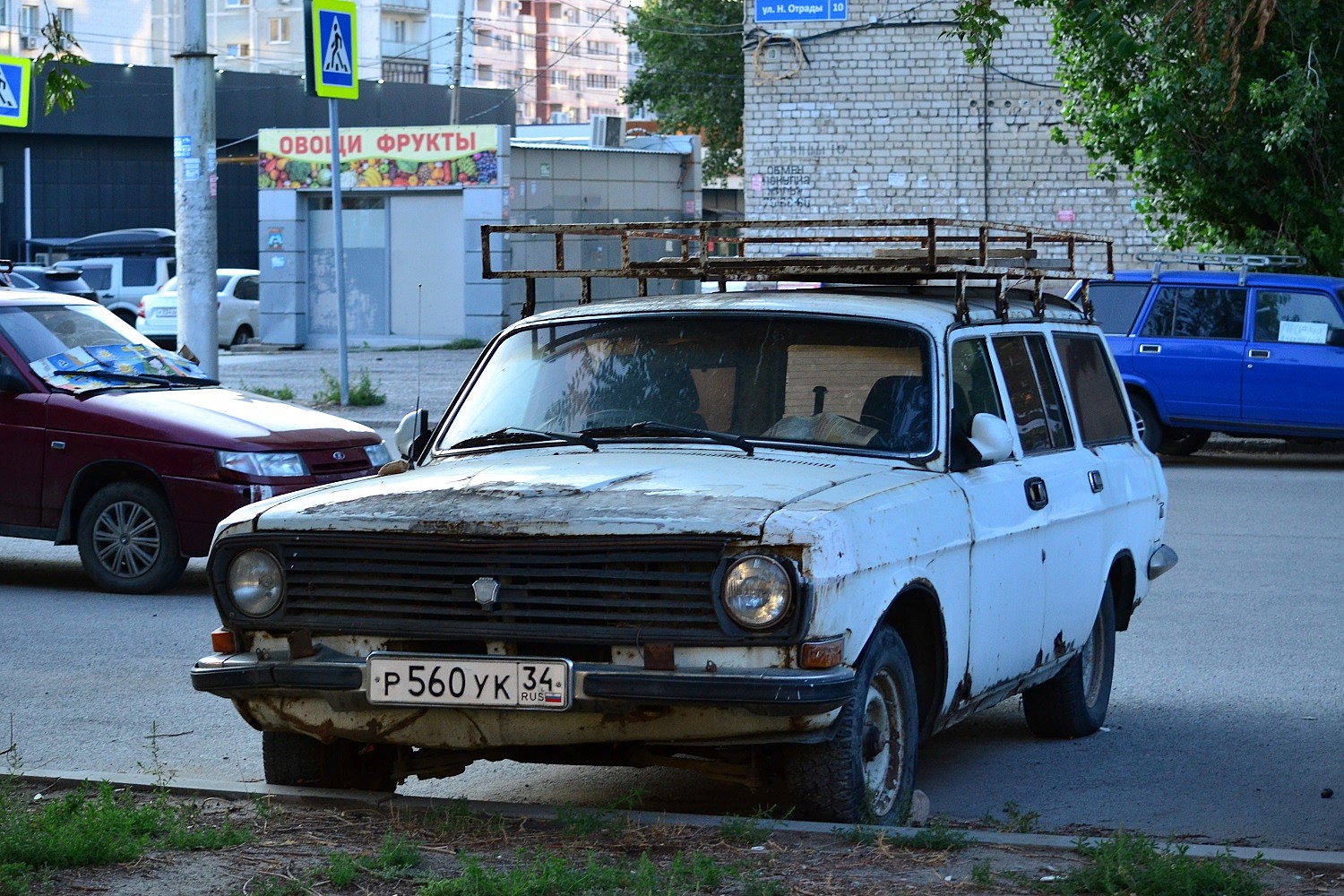 Волгоградская область, № Р 560 УК 34 — ГАЗ-24-12 Волга '86-92