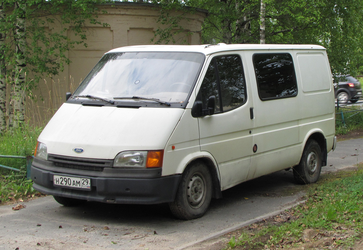 Архангельская область, № Н 290 АМ 29 — Ford Transit (3G) '86-94