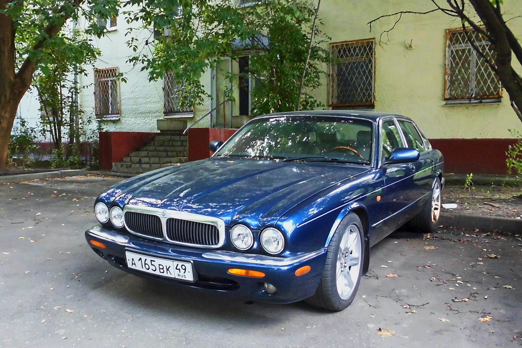 Магаданская область, № А 165 ВК 49 — Jaguar XJ (Series IV) '94-03