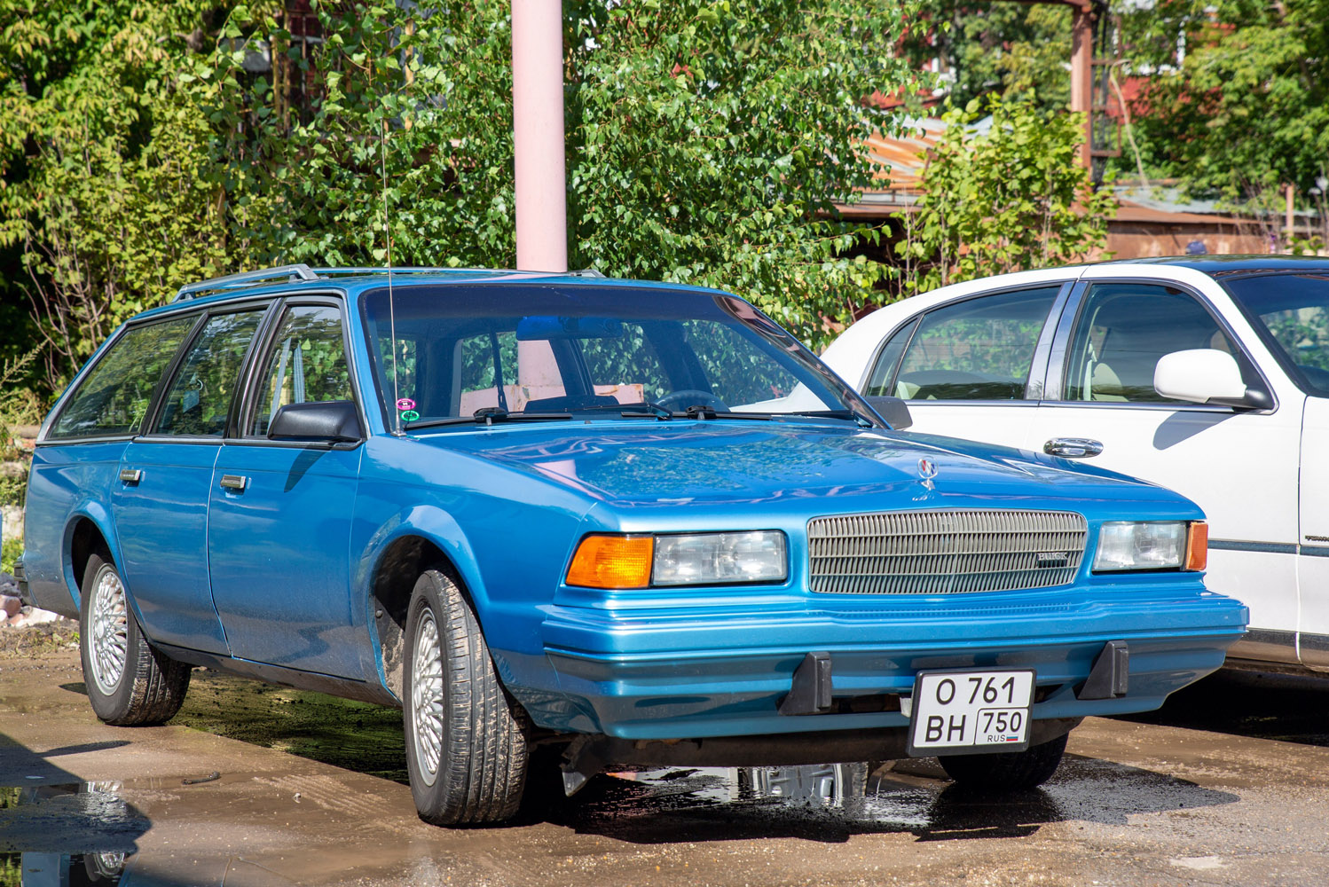 Московская область, № О 761 ВН 750 — Buick Century (5G) '82-96