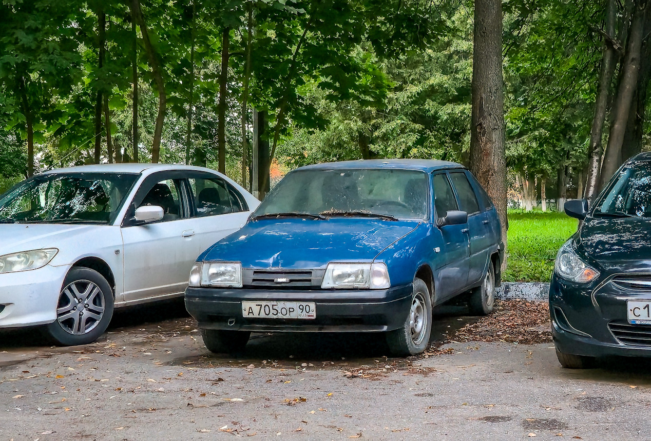 Московская область, № А 705 ОР 90 — Иж-2126-030 '98-05