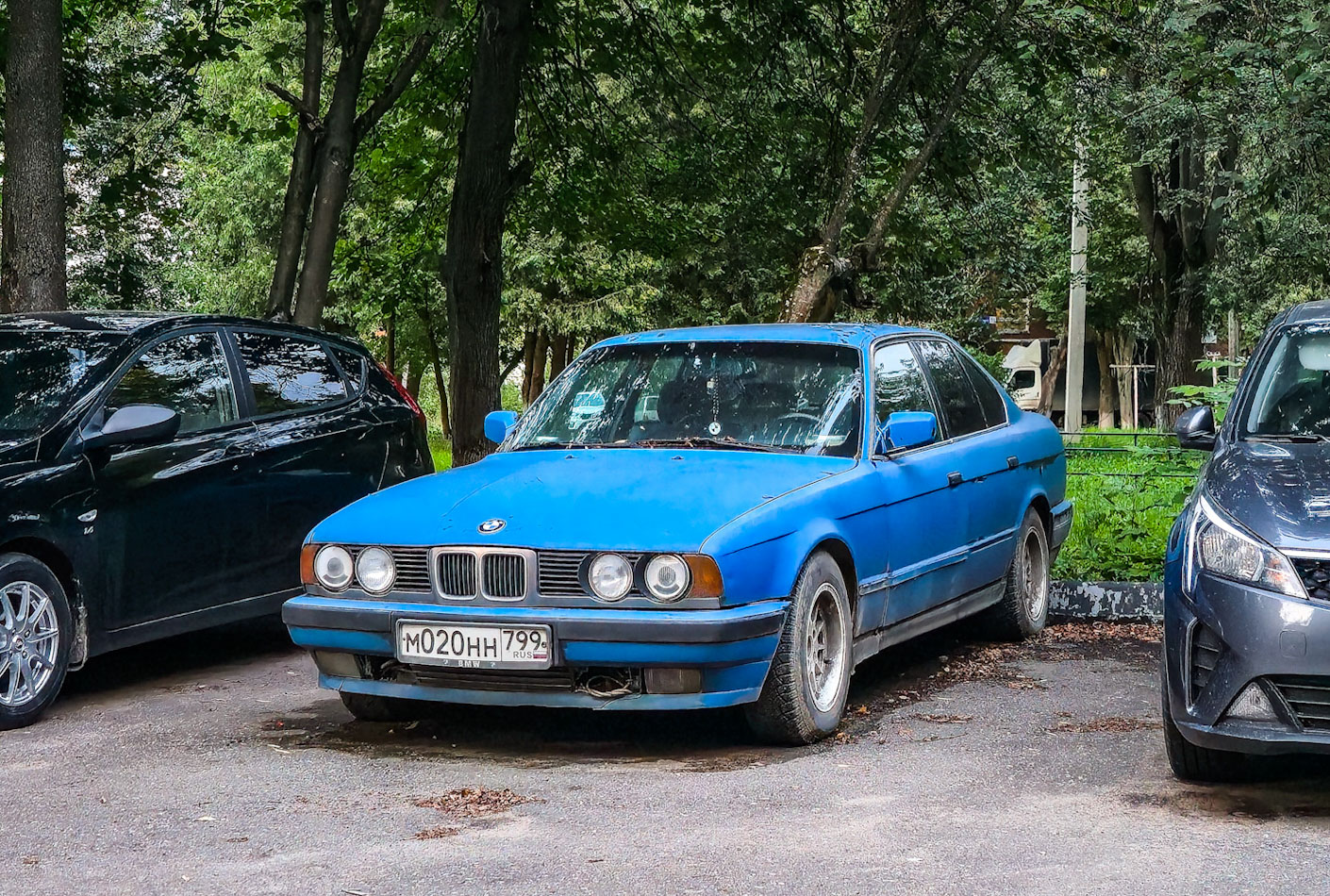 Московская область, № М 020 НН 799 — BMW 5 Series (E34) '87-96